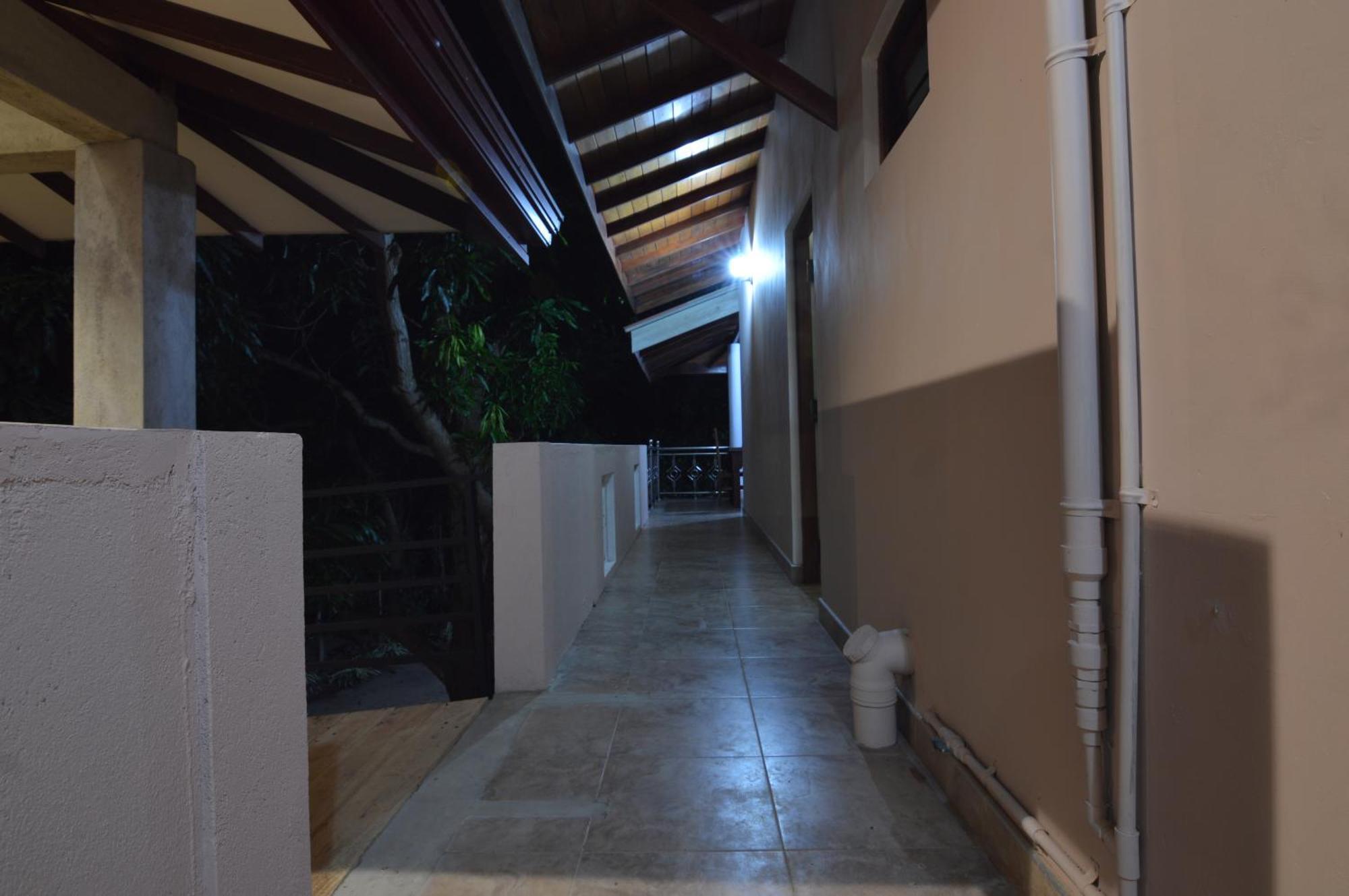 Binara Home Stay Polonnaruwa Bagian luar foto
